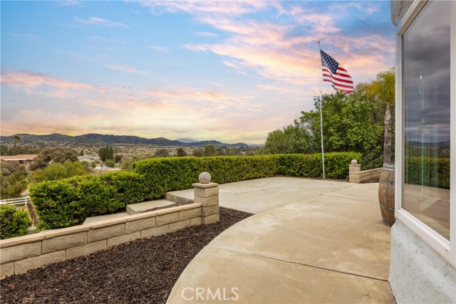 Image 11 of 72 For 22053 Highland Street