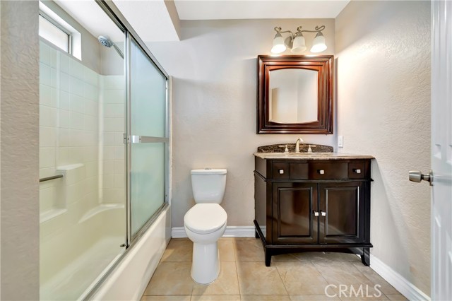 Detail Gallery Image 37 of 54 For 42935 Lemonwood, Lancaster,  CA 93536 - 3 Beds | 3 Baths