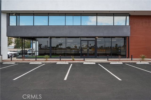 800 E Dyer Road, Santa Ana, California 92705, ,Commercial Lease,For Rent,800 E Dyer Road,CRDW25027821