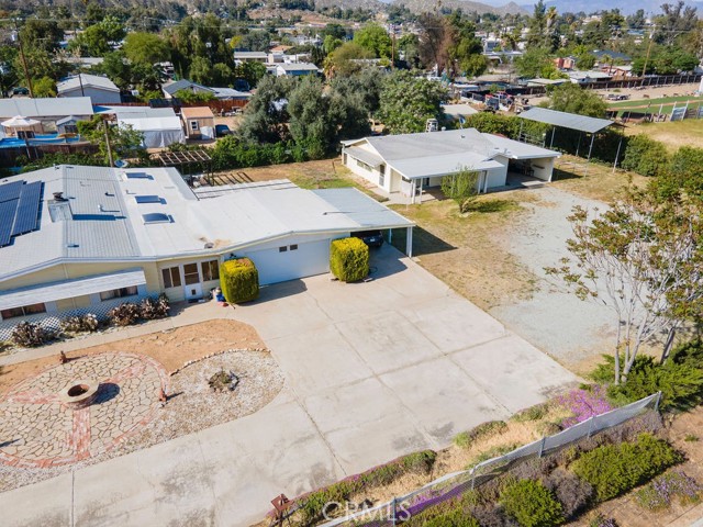 26730 Franklin Avenue, Hemet CA: https://media.crmls.org/medias/30a01864-2775-4b4f-a201-425c68c71b5f.jpg