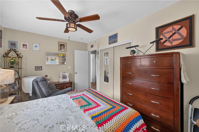 10928 Jamie photo 21