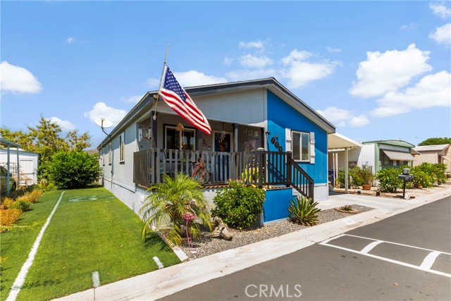 3700 Buchanan Street, Riverside CA: https://media.crmls.org/medias/30a18d07-d42e-4ea5-9498-811998a2f345.jpg