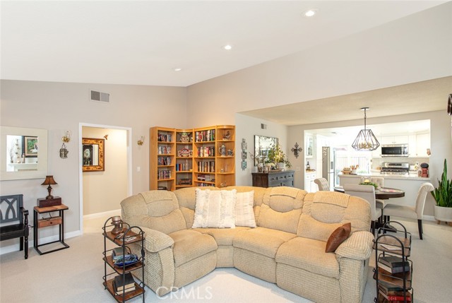 Detail Gallery Image 6 of 46 For 21520 via La Naranja, Yorba Linda,  CA 92886 - 3 Beds | 2 Baths