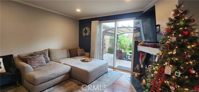 Detail Gallery Image 3 of 22 For 8692 9th #19,  Rancho Cucamonga,  CA 91730 - 3 Beds | 2/1 Baths