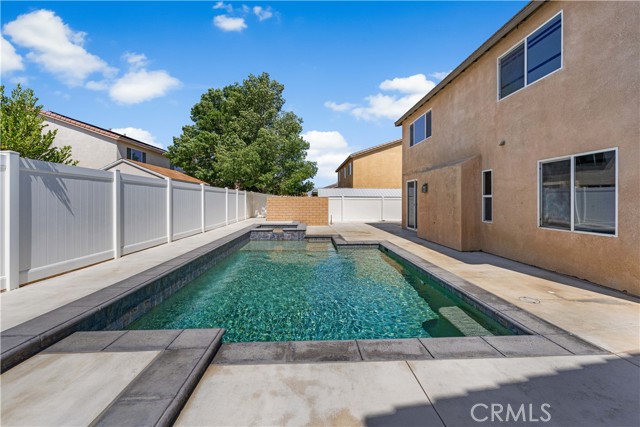 3429 Gemstone Avenue, Rosamond CA: https://media.crmls.org/medias/30a250de-39bb-43cf-bb6b-3a0f7d014107.jpg