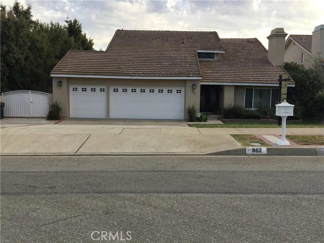 882 W 20th St, Upland, CA 91784