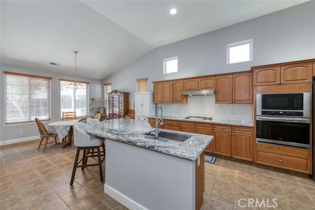 Detail Gallery Image 6 of 38 For 2925 Keats Ave, Clovis,  CA 93611 - 3 Beds | 2 Baths