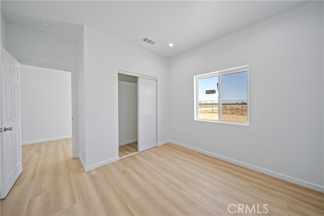 Detail Gallery Image 7 of 17 For 7612 Xavier, California City,  CA 93505 - 4 Beds | 2 Baths