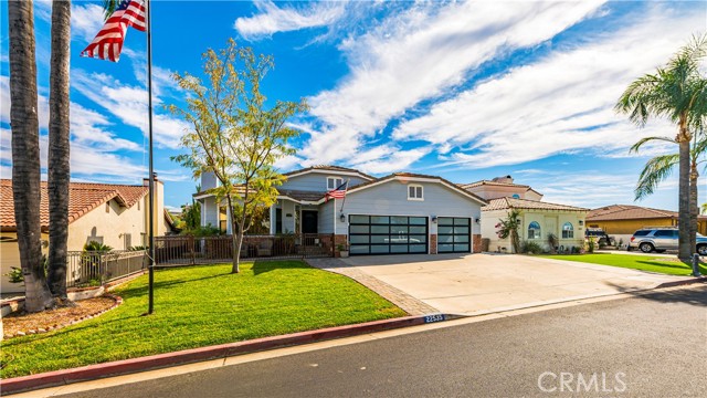 Detail Gallery Image 7 of 41 For 22535 W San Joaquin Dr, Canyon Lake,  CA 92587 - 4 Beds | 2 Baths