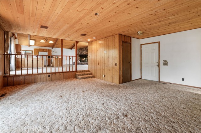Detail Gallery Image 15 of 35 For 1015 W London Ln, Big Bear City,  CA 92314 - 3 Beds | 2/1 Baths