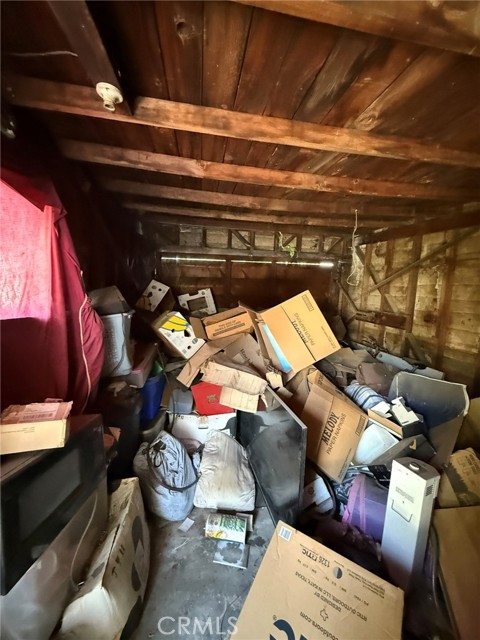 1229 E 89th Street, Los Angeles CA: https://media.crmls.org/medias/30a62957-208f-4ed8-82aa-8bd49c5525be.jpg