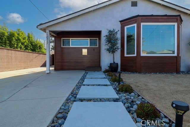 13917 Truro Avenue, Hawthorne CA: https://media.crmls.org/medias/30a78d41-94ea-403c-afb8-b965ae8edc7b.jpg