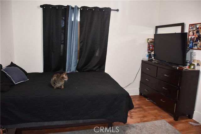 5318 Irvington Place, Los Angeles CA: https://media.crmls.org/medias/30a7e5a2-a5c0-41b6-945f-ce23fe358056.jpg