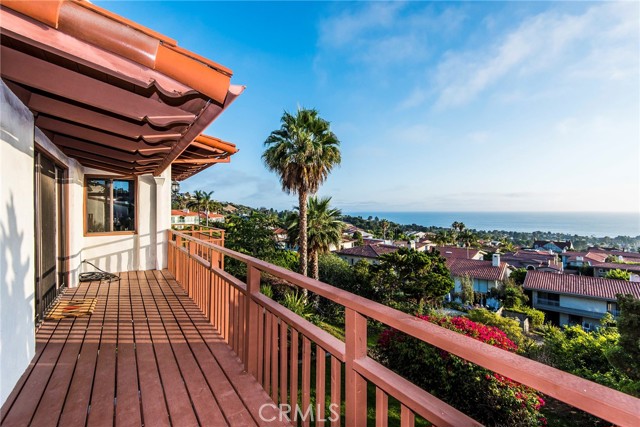 1349 Via Zumaya, Palos Verdes Estates, California 90274, 4 Bedrooms Bedrooms, ,2 BathroomsBathrooms,Residential,Sold,Via Zumaya,PV21141103