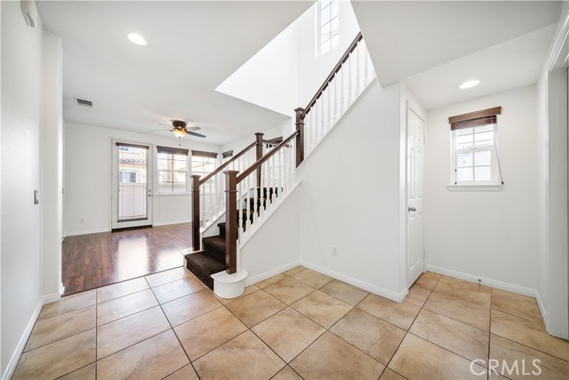 Detail Gallery Image 3 of 48 For 208 W Cork Tree, Orange,  CA 92865 - 3 Beds | 2/1 Baths