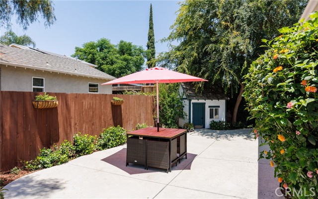7441 Sylvia Avenue, Reseda CA: https://media.crmls.org/medias/30a9a566-2615-4fc0-b479-56a7e35d72bc.jpg