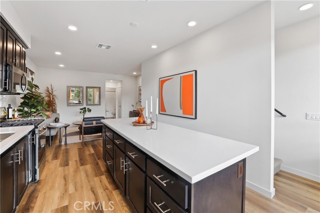 Detail Gallery Image 15 of 32 For 52 Bigsby Dr, Stanton,  CA 90680 - 3 Beds | 3 Baths