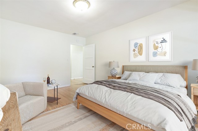 Detail Gallery Image 24 of 45 For 14719 Wyandotte St, Van Nuys,  CA 91405 - 2 Beds | 1/1 Baths