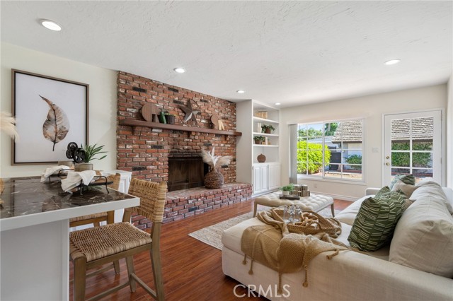1122 Cranbrook Avenue, Torrance CA: https://media.crmls.org/medias/30abb9a4-7ce4-4f2a-b0bc-2dcbaa4fb374.jpg