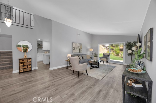 Detail Gallery Image 9 of 48 For 3675 Cypress Ln, Yorba Linda,  CA 92886 - 3 Beds | 3 Baths