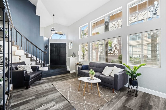 Detail Gallery Image 7 of 45 For 14377 Autumn Hill, Chino Hills,  CA 91709 - 4 Beds | 2/1 Baths