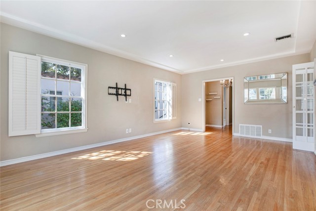 Detail Gallery Image 12 of 37 For 2737 Rustic Ln, Glendale,  CA 91208 - 1 Beds | 1 Baths