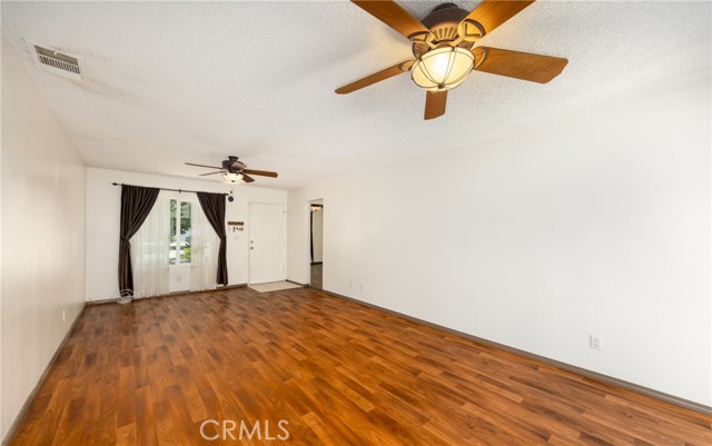 234 Beverly Drive, Banning CA: https://media.crmls.org/medias/30ae8567-7164-4c95-966d-cbf9e8028998.jpg