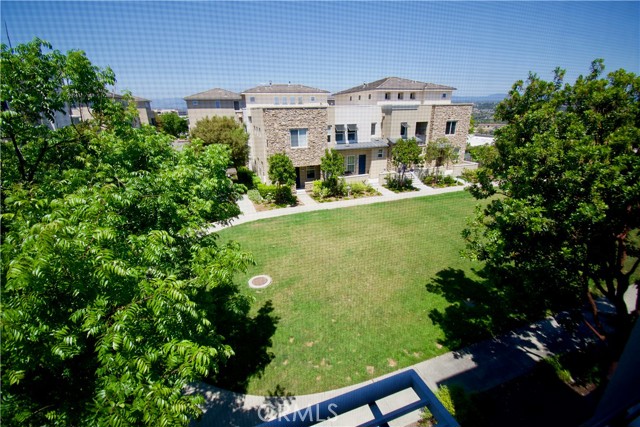 77 Brownstone Way, Aliso Viejo CA: https://media.crmls.org/medias/30aec319-3928-471d-9c63-469a20980f34.jpg