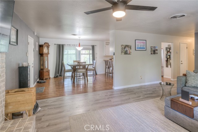 79 Valley View Drive, Oroville CA: https://media.crmls.org/medias/30af0f08-a696-4f3f-b0fb-fe5c2878e92e.jpg