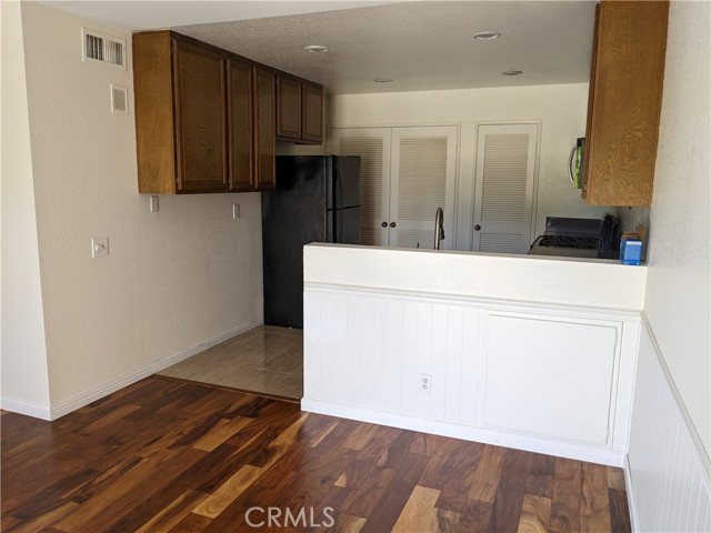 Detail Gallery Image 9 of 17 For 38 Exeter #7,  Irvine,  CA 92612 - 2 Beds | 1 Baths