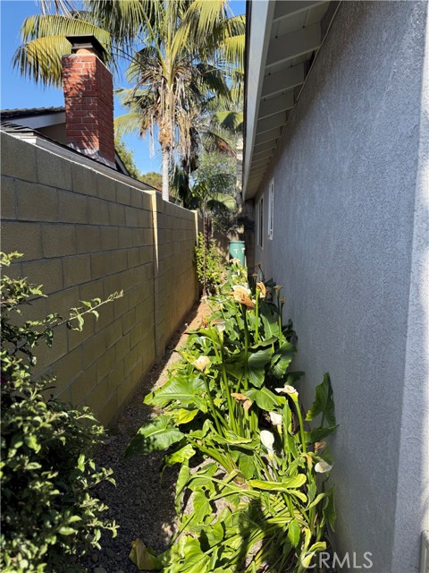 Detail Gallery Image 39 of 39 For 15911 Dundalk Ln, Huntington Beach,  CA 92647 - 3 Beds | 2 Baths