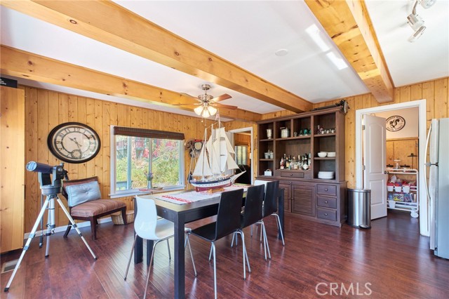 39676 Oak Glen Road, Fawnskin CA: https://media.crmls.org/medias/30b319bc-9956-4a58-8229-6eb83124e51f.jpg