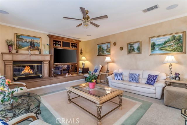 25808 Tennyson Lane, Stevenson Ranch CA: https://media.crmls.org/medias/30b4298c-39af-4f33-9f93-fa40a2770c19.jpg