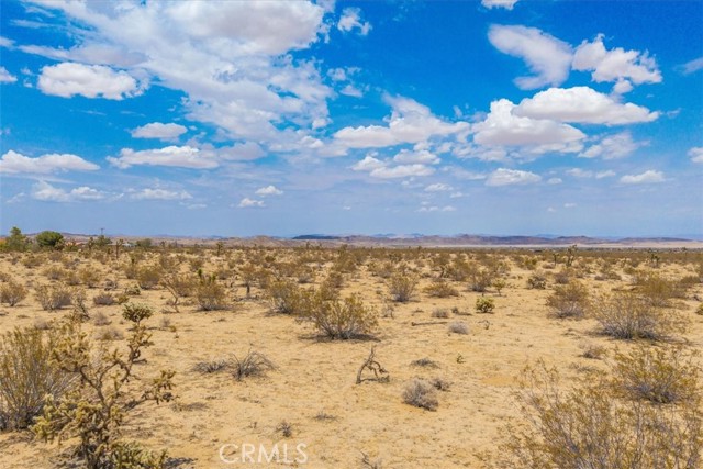 Detail Gallery Image 17 of 19 For 6127 Two Mile Rd, Joshua Tree,  CA 92252 - – Beds | – Baths