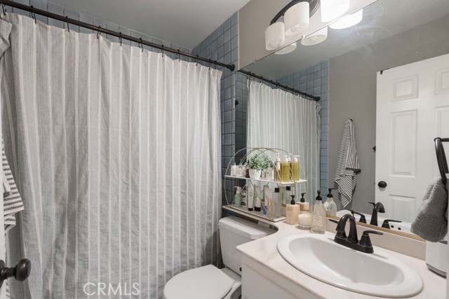Detail Gallery Image 25 of 54 For 25902 Matel Rd, Valencia,  CA 91355 - 5 Beds | 3 Baths