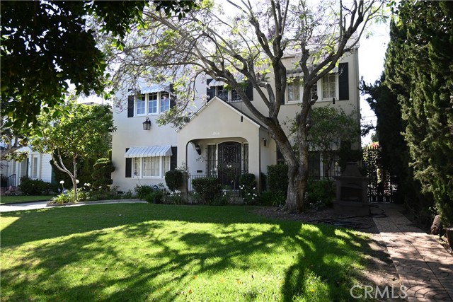 Image 2 for 2209 Buckingham Rd, Los Angeles, CA 90016