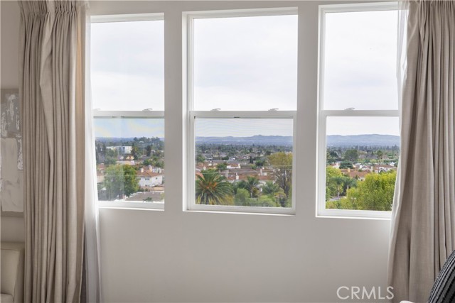 Detail Gallery Image 39 of 68 For 18804 Winnwood, Santa Ana,  CA 92705 - 5 Beds | 5 Baths