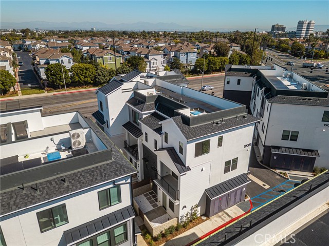 Detail Gallery Image 6 of 27 For 19031 Main St #101, Huntington Beach,  CA 92648 - 2 Beds | 2/1 Baths