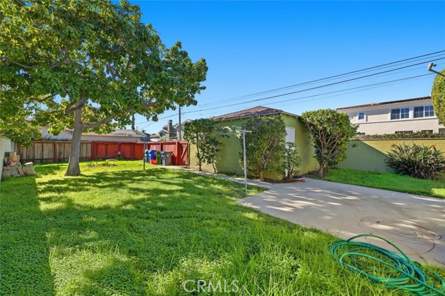 1700 Voorhees Avenue, Manhattan Beach, California 90266, 3 Bedrooms Bedrooms, ,2 BathroomsBathrooms,Residential,Sold,Voorhees,SB25262545 1700 Voorhees Avenue, Manhattan Beach, California 90266, 3 Bedrooms Bedrooms, ,2 BathroomsBathrooms,Residential,Sold,Voorhees,SB25262545