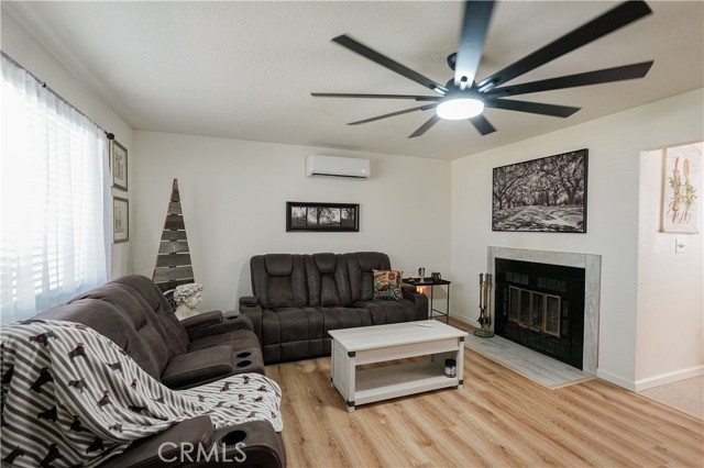 3833 Kennedy Street, Le Grand CA: https://media.crmls.org/medias/30b5e8f7-fc65-4489-9d8b-dc3e3ba914cc.jpg