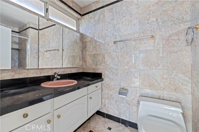 Detail Gallery Image 29 of 66 For 22211 Barbacoa, Saugus,  CA 91350 - 4 Beds | 3 Baths