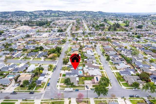 511 Mariposa Street, La Habra CA: https://media.crmls.org/medias/30b72c40-389a-4f50-abf7-fce618a7528c.jpg
