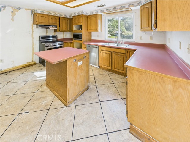 Detail Gallery Image 11 of 37 For 6576 State Highway 140, Midpines,  CA 95345 - 3 Beds | 2 Baths