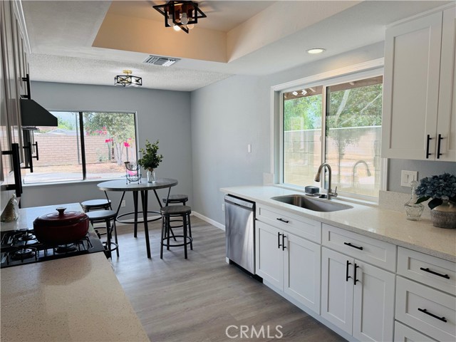2919 S Caldwell Ave, Ontario CA: https://media.crmls.org/medias/30b78fa4-c423-437f-a13c-6747208c8828.jpg