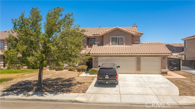 5625 E Avenue R12 Palmdale, California Probate Sale ...The Best of Diamond Crest Homes on the Eastside of Palmdale. Rosewood Model with 5 bedroom and Loft + (3) car garage. This (2) story home has a formal living room and dining room. Kitchen has white wash cabinets + pantry and a center island. Family room has a fireplace with raise hearth and tile fascia. Large bedroom downstairs and full bathroom off hall. Master bedroom has full bathroom and walk in closet. There is a large loft at hall plus (3) bedroom with wardrobe closets. Very spacious home with (3) car garage & roll up doors.
