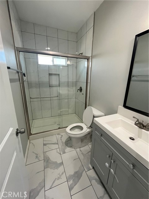5896 Nugget Circle, Huntington Beach CA: https://media.crmls.org/medias/30ba5147-9188-4756-b57f-89984903865e.jpg