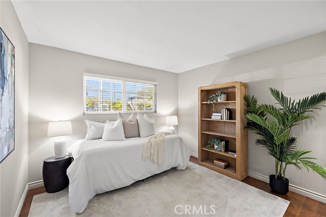 Detail Gallery Image 19 of 23 For 8292 Darsy, Huntington Beach,  CA 92647 - 4 Beds | 2/1 Baths