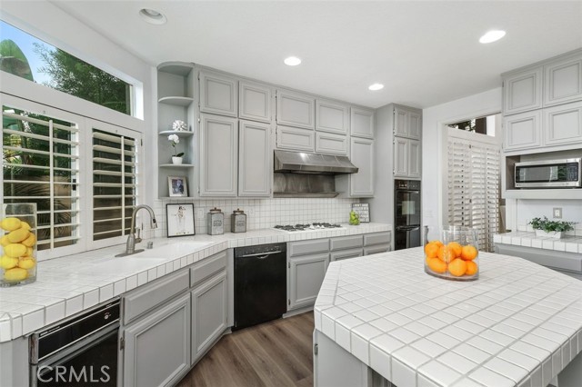 29522 Seriana, Laguna Niguel CA: https://media.crmls.org/medias/30bc3455-f177-47b5-8a77-b37605ac4576.jpg