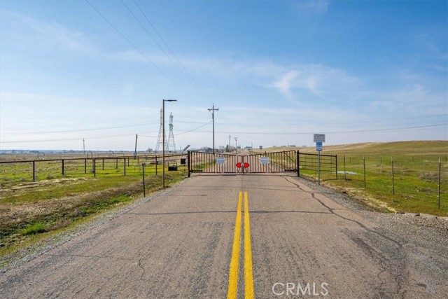 Detail Gallery Image 3 of 7 For 20285 Stewart, Red Bluff,  CA 96080 - – Beds | – Baths