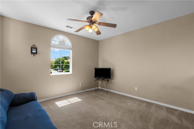 29266 Mission Trail Lane, Valencia CA: https://media.crmls.org/medias/30bd05fb-7417-4650-be12-8768cd5c7324.jpg